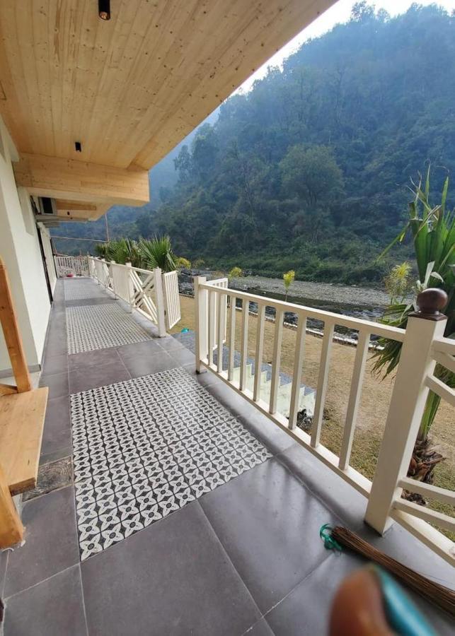 7 Hills Hotel And Resort Lansdowne Eksteriør billede